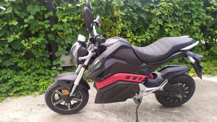 Skuter elektryczny EFUN M6_black_21.jpg